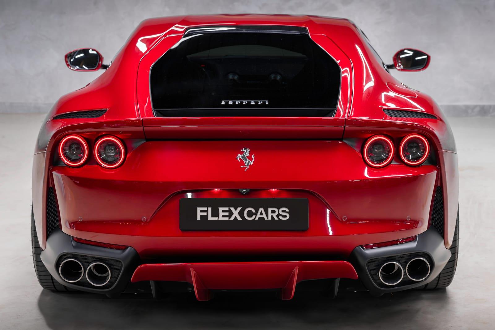 Ferrari 812 Superfast — задняя часть