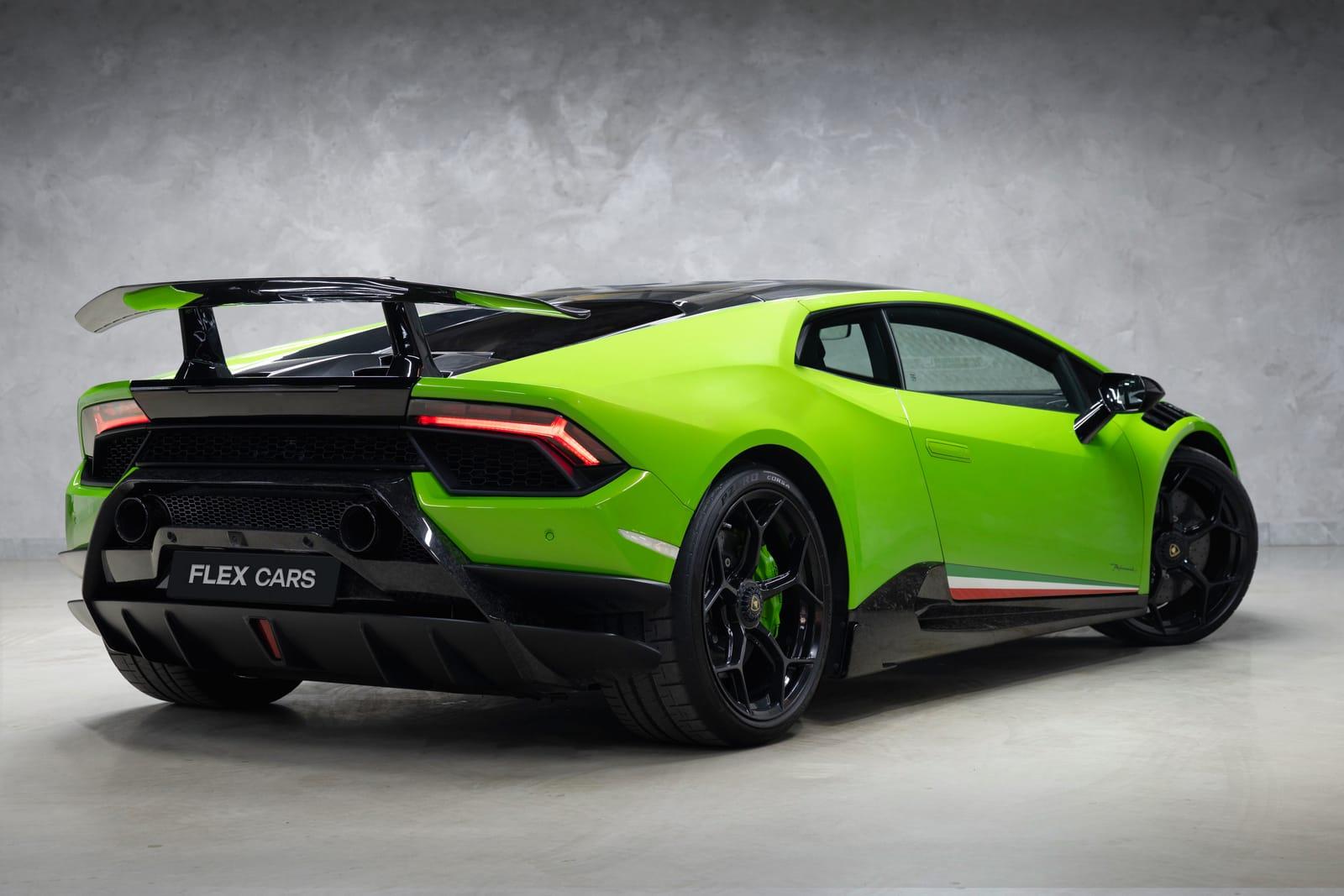 Lamborghini Huracán (зелёный) — экстерьер
